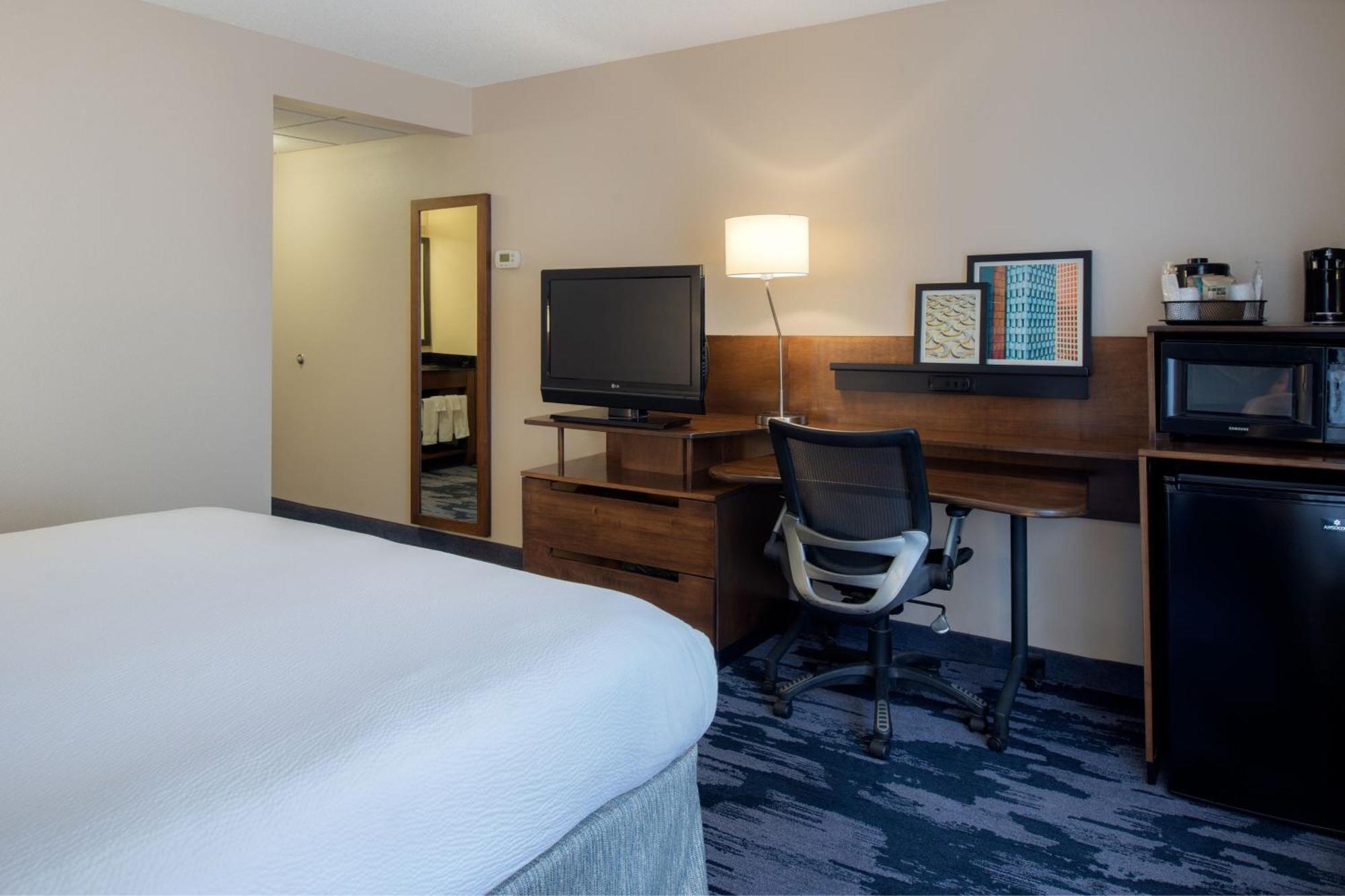 Готель Fairfield By Marriott Troy Екстер'єр фото