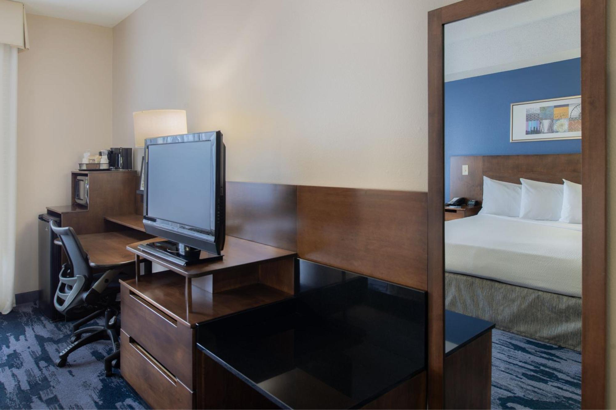 Готель Fairfield By Marriott Troy Екстер'єр фото