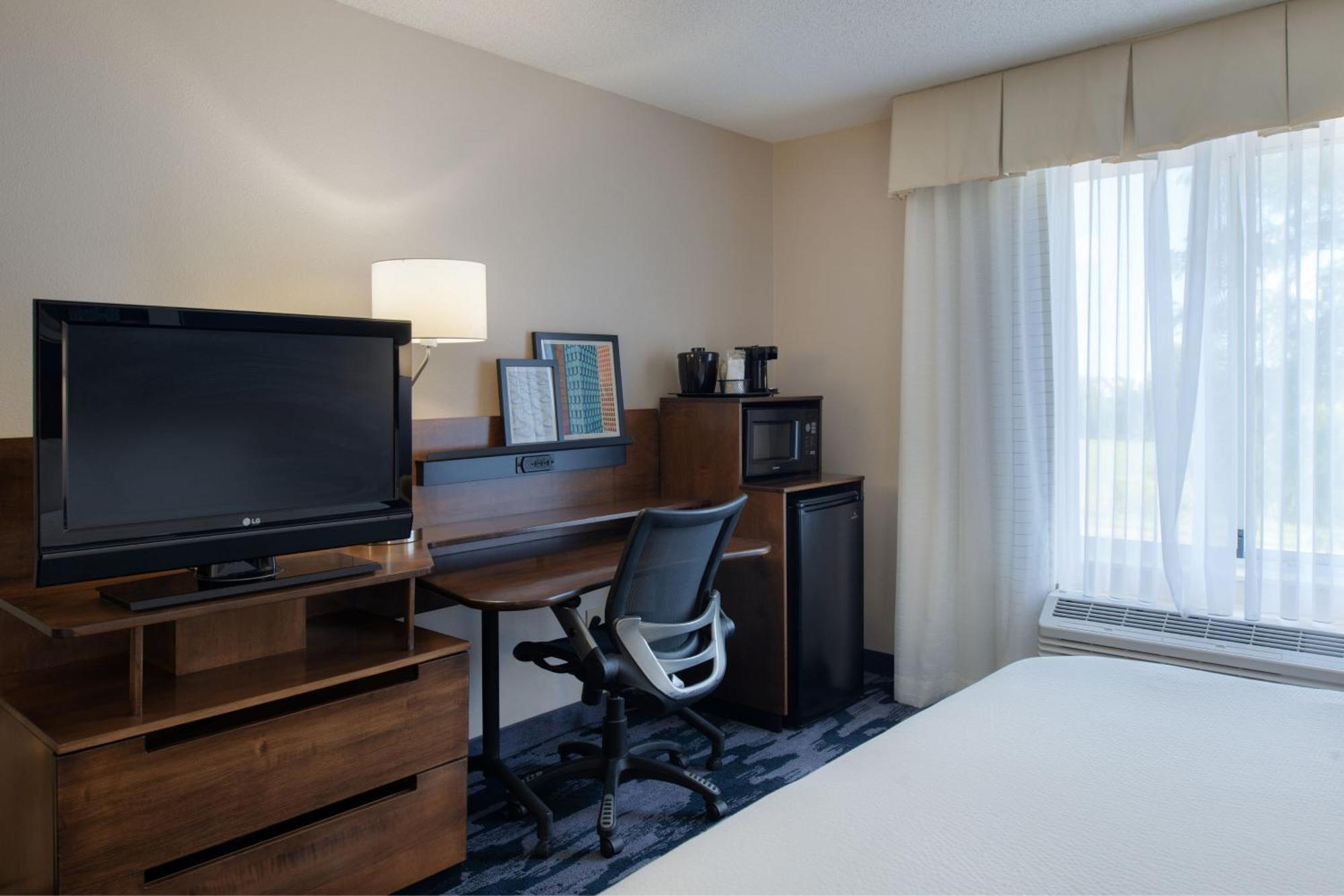 Готель Fairfield By Marriott Troy Екстер'єр фото